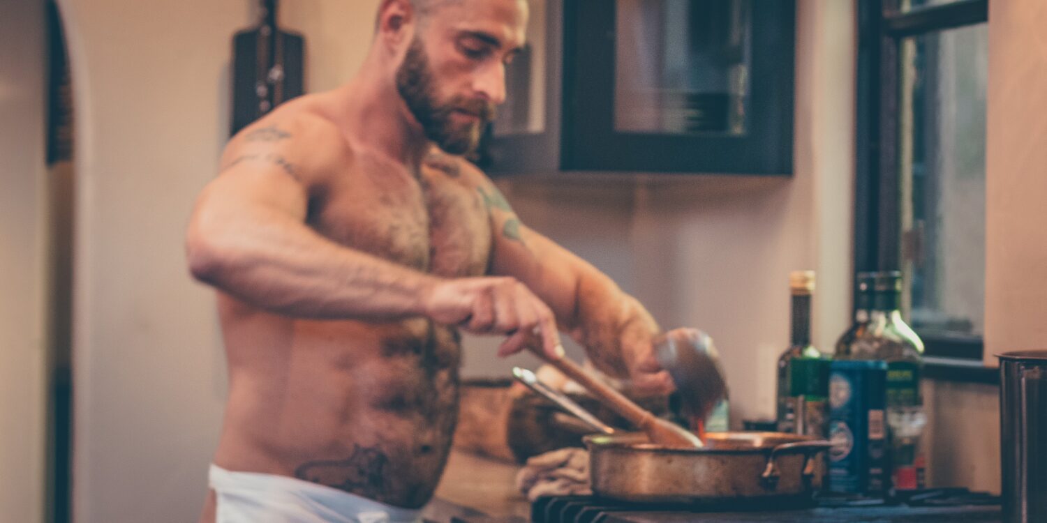 Romantic sexy meal for gay date night - Woofd Lifestyle